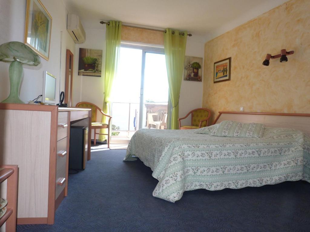 Hotel La Caravelle Fréjus Habitación foto