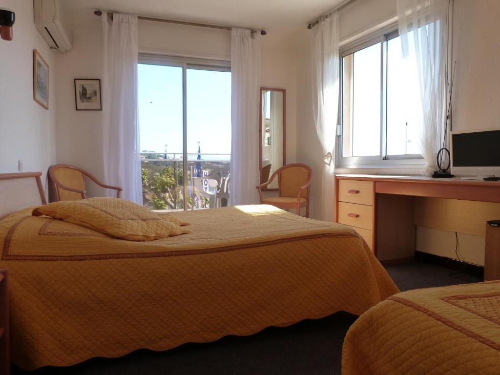 Hotel La Caravelle Fréjus Habitación foto